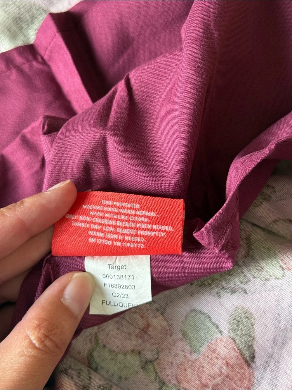 Opalhouse Set of 2 Standard Pillowcases Plum Purple Floral Envelope Closure NWOT